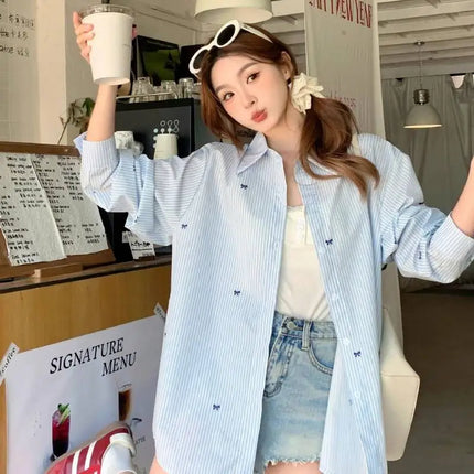 Blue striped long-sleeved shirt jacket for women, Spring 2025 new design, niche, loose and versatile shirt top