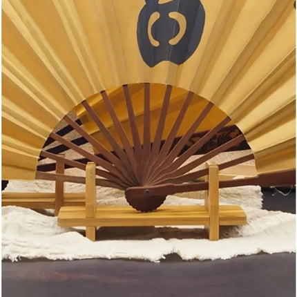 1PC Durable Bamboo Chinese Folding Hand Fan Stand Base Fan Display Stand Folding Hand Fan Stand Display Holder Home Decoration