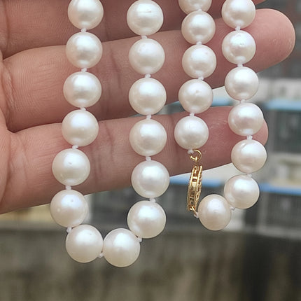 AAA++++8-9mm circular natural akoya white pearl necklace  18"