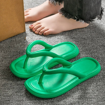 Lightweight Flat Heel Beach Slides Soft Sole Platform Flip Flops Non Slip Slippers for Women EVA Thick Sole Clip Toe Home Shoes