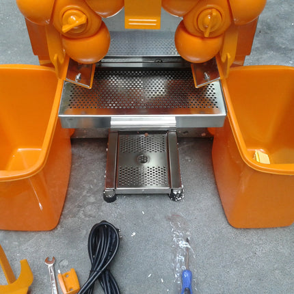 Once Upon a Juice: Now You Can Make Restaurant - Quality Drinks with This 120W Commercial Juicer Speed Orange Extractor