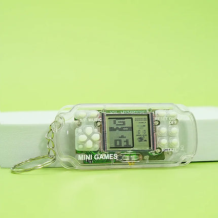 Hot Selling Mini Handheld Game Keychain Classic Tetris Retro Pocket Electronic Game Machine 26 Games Surprise Gift