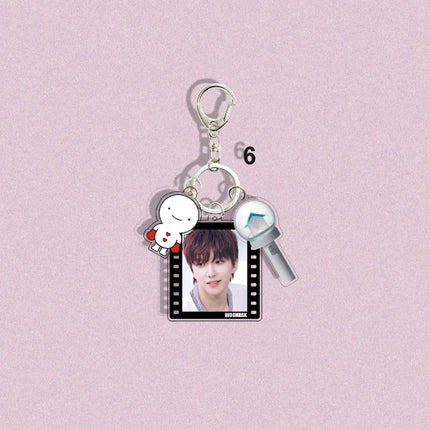 Cute Korean Men Boy Group Concert Character SUNGHO RIWOO JAEHYUN Pendant Bag Acrylic Backpack Hang Decoration Animal Keychain