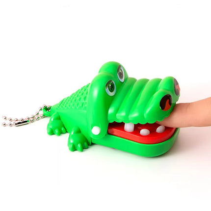 Novelty Keychain Funny Crocodile Teeth Toys Game for Kids Teens Boys Girls Adults Alligator Biting Finger Dentist Small Gifts