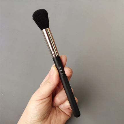 1pc M series Makeup Brushes Powder Contour Eyeshadow Make Up Brush Animal Hair Wood Handle High Quality Cosmetic tool Artist