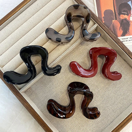 Simple Irregular Hair Catch Clip Shark Clip Women's Premium 2026 New Hairpin Back Head Hair Accessories Hairpin Elegant