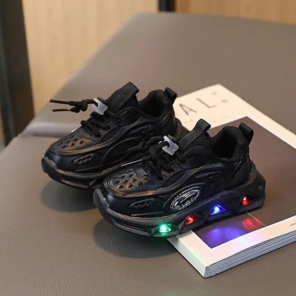 Baby Shoes2023 Spring Autumn New Boys and Girls Light Up Clunky Sneaker Small and Medium-sized Children's Soft Soled Baby Shoes