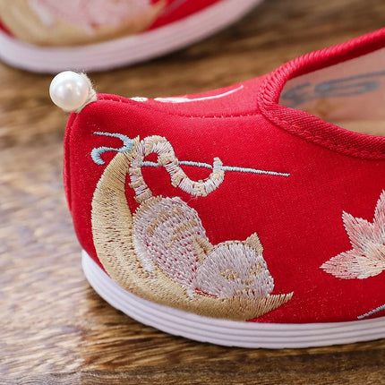 Chasing Moon Hot Sale Of The Season New Style Ming Dynasty Hanfu Shoes National Style Upturned Head Cotton Shoes Ancient Wedding