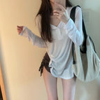 White / M