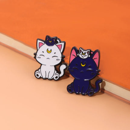 Anime Cartoon Moon Tsukino Usagi Enamel Keychain Necklace for Women Girl Magic Brooch Aino Minako Pin Cosplay Jewelry Gift