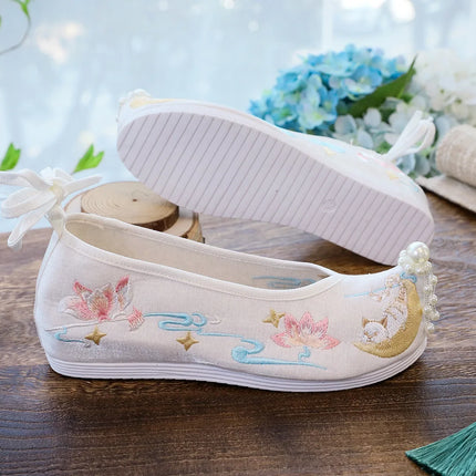 Chasing Moon Hot Sale Of The Season New Style Ming Dynasty Hanfu Shoes National Style Upturned Head Cotton Shoes Ancient Wedding