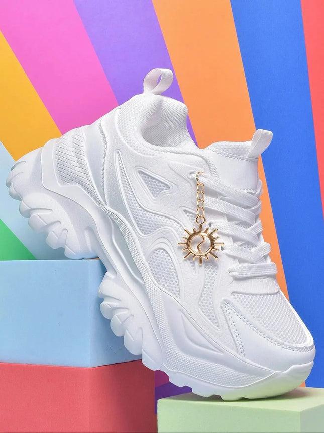 Women increase 6CM platform high heels Four seasons outdoor pure white sneakers Fashion exquisite accessories casual shoes women