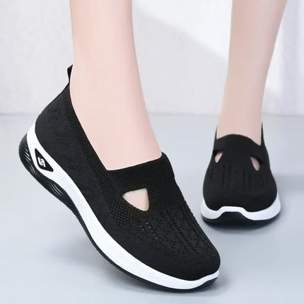 Shoes for mothers soft soles casual blue mesh shoes Women's shoes, breathable and comfortable in spring and summer