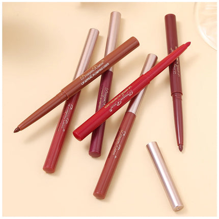 Matte Lip Liner, Three-Dimensional, Delicate and Smooth, a Must-Have for Beginners, Non-Stick, Outlines the Lip Shape, Delicate, Waterproof, Easy to Apply, Versatile for Daily Use