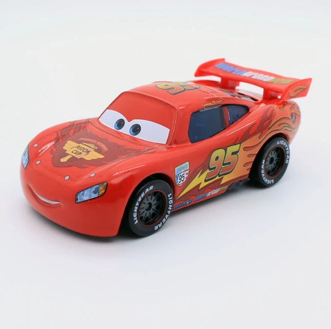 Instock 6pcs/Set Pixar Car 3 Lightning M/C/Queen Jackson Storm Mack Truck 1:55 Diecast Metal Car Model Toy Boy Christmas Gift