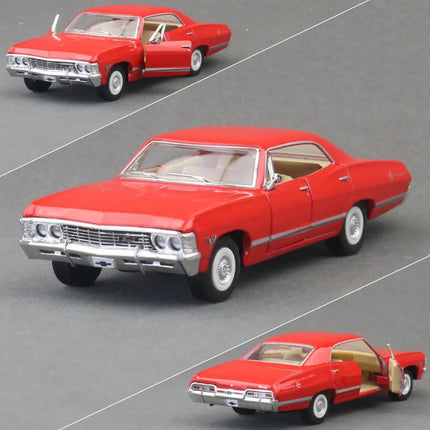 KiNSMART Toy Car Model 1/43 Chevrolet Impala 1967 Classical Diecast Miniature Pull Back Vehicle Collection Gift For Kid Boy