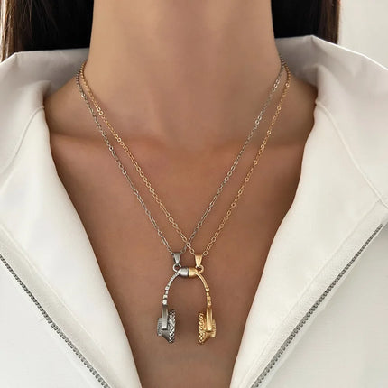 Heart Pendant Necklace Rhinestone / Collier Pendentif Cœur Strass