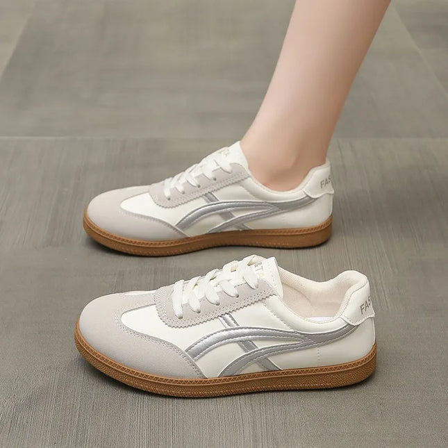 Lightweight Comfortable Sneakers for Women Fashion Striped Lace Up Sports Shoes Woman Casual Breathable Sneakers Plus Size