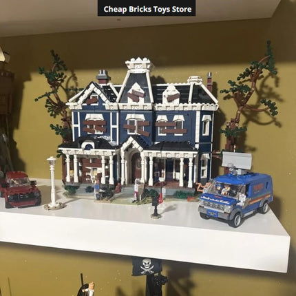 Cheapest Hot Movie Model Building Kits Creel House Building Blocks 2593pcs Stranger Christmas Birthday Toy for Family Decor Gift