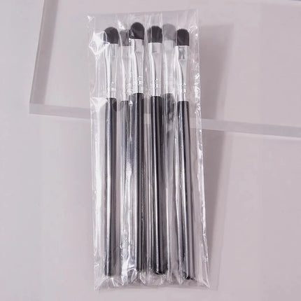 Choose from a variety of sizes and colors of 30Pcs/6Pcs horsehair eyeshadow brushes and smudging brushes