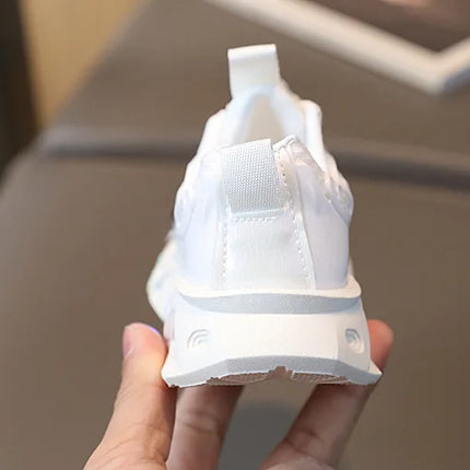 Baby Shoes2023 Spring Autumn New Boys and Girls Light Up Clunky Sneaker Small and Medium-sized Children's Soft Soled Baby Shoes