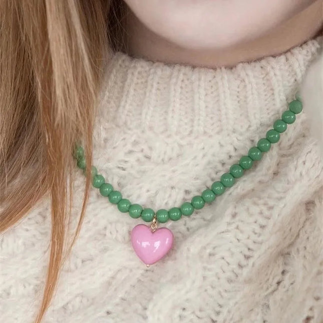 New Trend Vintage Resin Acrylic Pink Love Heart Green Beaded Necklace for Women Aesthetic Jewelry Fashion Neck Accessories