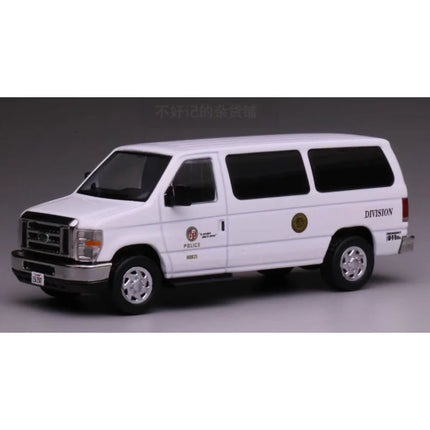 596 1/64 Scale E350 Explorer Suburban Tahoe Model Die-cast Alloy Car Model Collectible Decorative Ornament