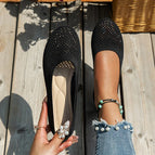 black / 40