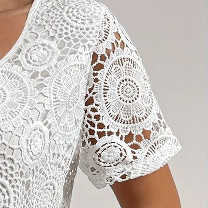 Plus Size 1XL-5XL Women's Fashionable and Elegant Hollow Out Blouse Shirt Ladies Casual V-neck Shirt Women Lace Shirt