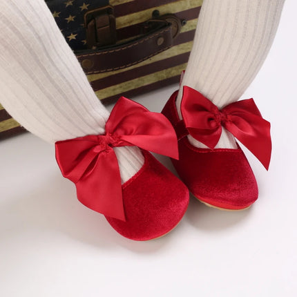 Fashionable Red Baby Shoes for Newborn Girls Cloth Bottom Elegant Noble Casual First Walking Shoes