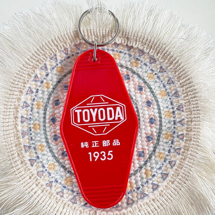 Japanese Retro Camping Style Toyoda Keychain Toyota Trend Fuji Subaru Car Interior Decoration Plate Pendant Keychain