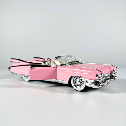 1:24 retro luxury convertible sports car alloy model, exquisite desktop ornaments, best collection for car model enthusiasts