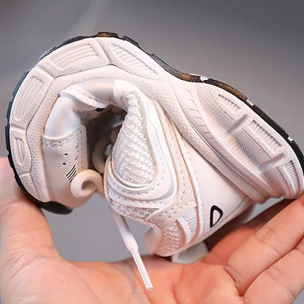 Spring and Autumn Children Sports Shoes Unisex Kids Sneakers Mesh Upper Breathable Basketball Shoes Tennis Casual Flats Footwear