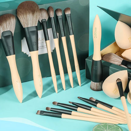 DUcare Highlighter Brush Multifunctional Makeup Brushes Goat Hair Blending Make up Brushes Eyebrow Eyeshadow Brush Makeup Tools