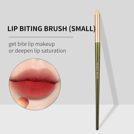 GECOMO Round Head Lip Brush Lipstick Coloring Smudge Brush Concealer Brush Lip Makeup Brush Multi-function Beauty Tool