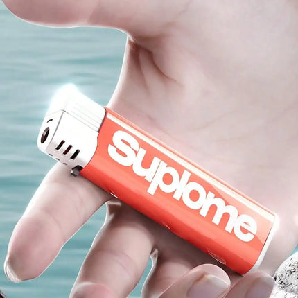 1pc Kids Summer New Funny Toys Emulational Lighter Water Gun Toy Party Favors Trick or Treat Prank Gadgets Press To Spray Water