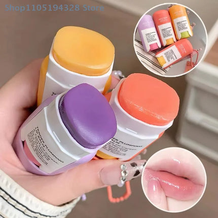 [MP]Gege bear 8.2g Large Capacity Lip Balm Keychain Pendant Hydrating & Moisturizing Lip Care As Lipstick Base & Accessory