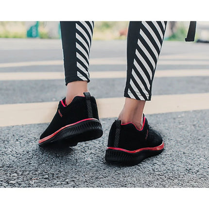 Men Running Spring Autumn Walking Loafers Fashion Casual Sports Shoes Breathable Light Men's Outdoor Shoes Plus Size38-48