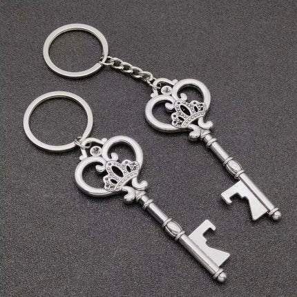 Retro Large Crown Love Key Pendant Creative Bottle Opener Antique Silver Metal Pendant Charm Keychain