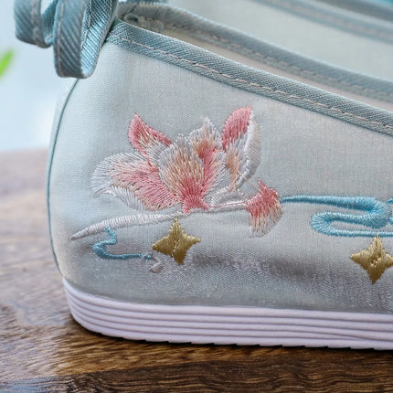 Chasing Moon Hot Sale Of The Season New Style Ming Dynasty Hanfu Shoes National Style Upturned Head Cotton Shoes Ancient Wedding