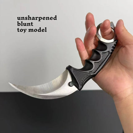 10styles Cs Karambit Metal Model with Plastic Sheath Game Peripheals Colorful Claw Knives Outdoor Training Props Safety Toys Boy