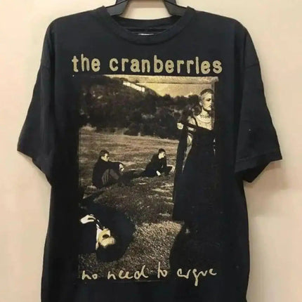 Vintage Classic Rock Band Tops 1995 Cranberry Band Pattern T-Shirt Print Cotton Crew Neck Short Sleeve Casual Loose Shirt Unisex
