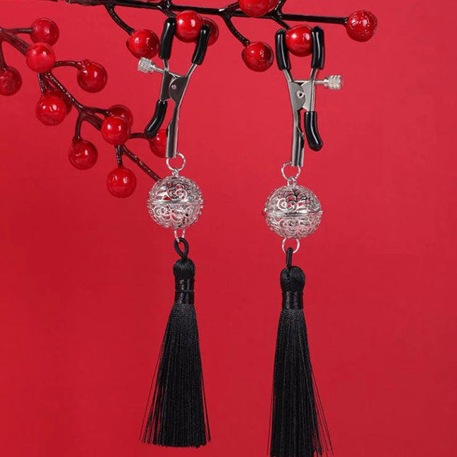 1 Pair Metal Bells Nipple Clamps With Tassel Nipple Ring For Women Flirting Teasing Exotic Breast Enlargement Adult Accessory