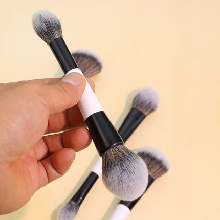 ★★★Double-ended Foundation Brush,Loose Powder, Blush Brush,Highlighter Brush,Beauty Tool,Contour Brush