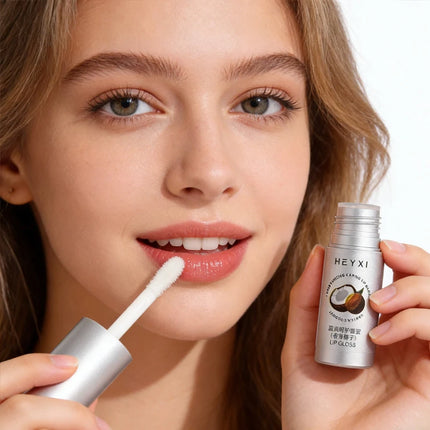 Vanilla coconut flavored moisturizing and caring lip gloss, suitable for all skin types, moisturizes and moisturizes the lips