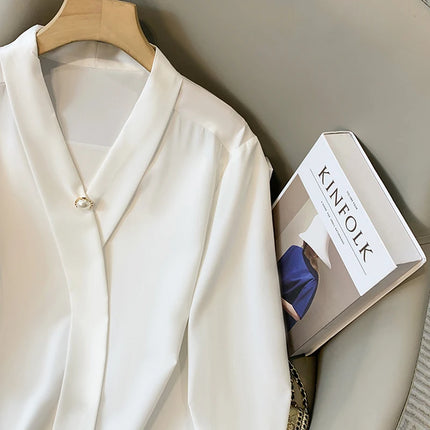 Plus Size Chiffon Shirt Women 2024 Autumn V Neck Elegant Black Or White Shirt For Women Korean Style Large Size Blouses Female