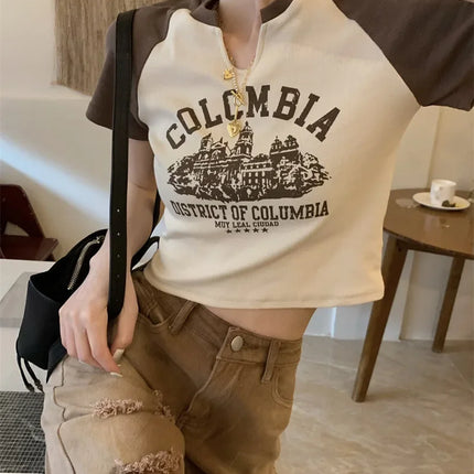 2023 New Summer Women's T-shirt American Style Vintage Design Sensibility Cropped Student Top Trendy V-neck Short Sleeves