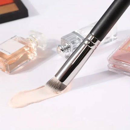 Under Eye Concealer Brush Kabuki Nose Contour Brush  Dense Bristles Full Coverage Cosmetic Pro Small Makeup Foundation Brush