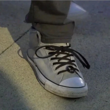 Laced Up By Donnovan Mount Close Up Magic Tricks Anytime Anywhere Magia Profesional Gimmicks Magician Shoes Illusions Street