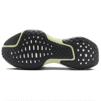 Nike Invincible 3 - Black Comfortable and breathable men's running shoes with ZoomX cushioning technology DR2615-004